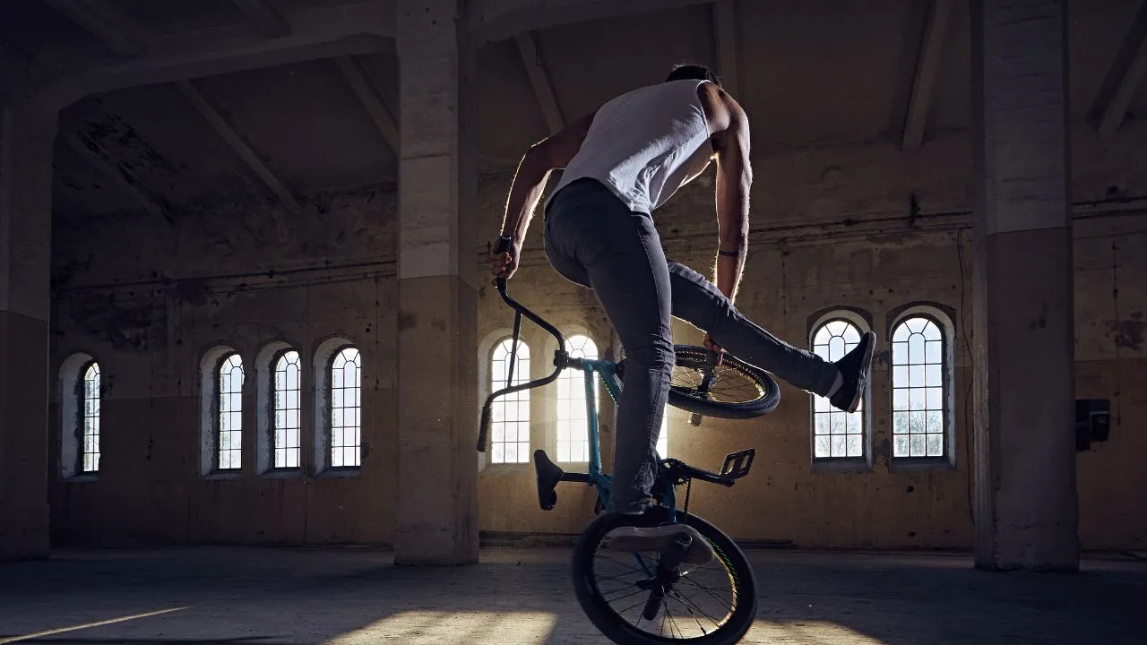BMX Freestyle : park, street, dirt, flatland et vert, les disciplines expliquées